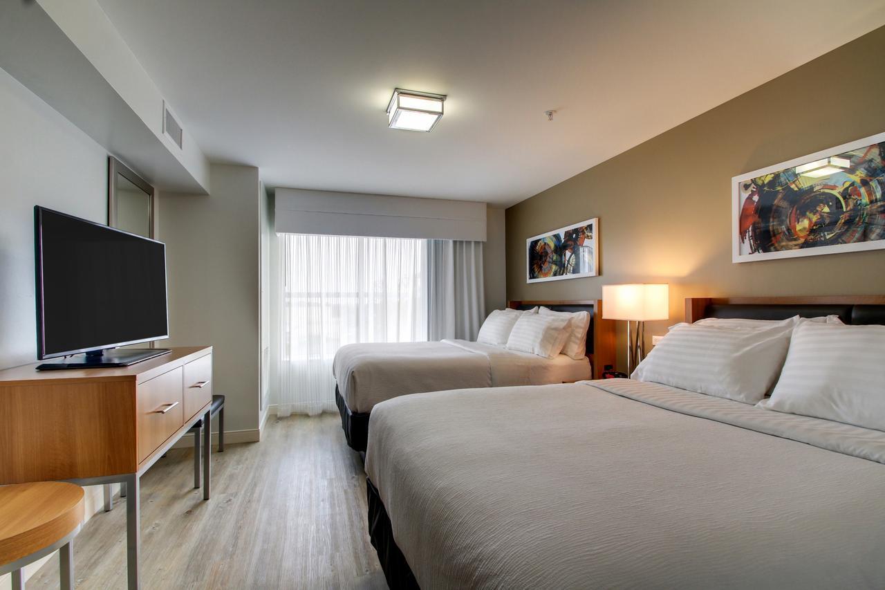 Holiday Inn & Suites Peoria At Grand Prairie By Ihg Ngoại thất bức ảnh