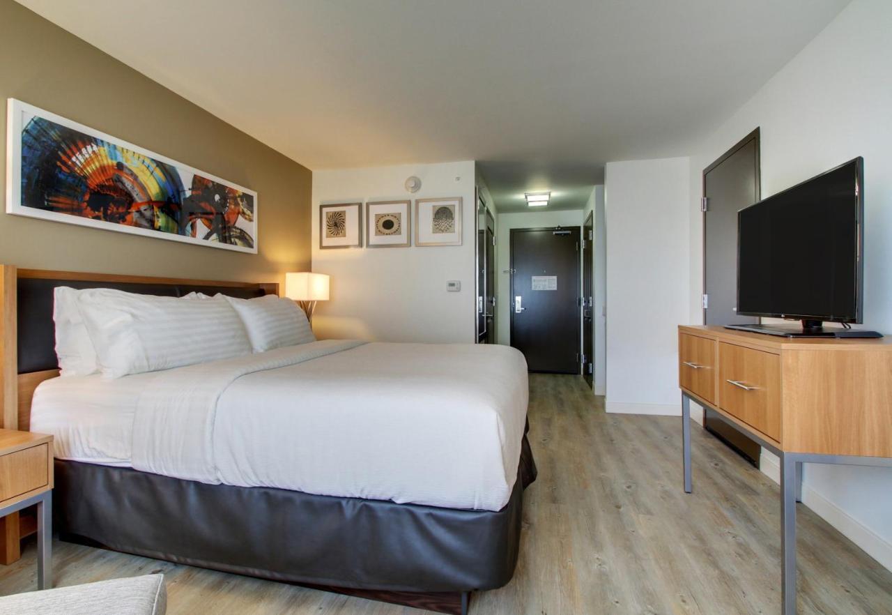 Holiday Inn & Suites Peoria At Grand Prairie By Ihg Ngoại thất bức ảnh
